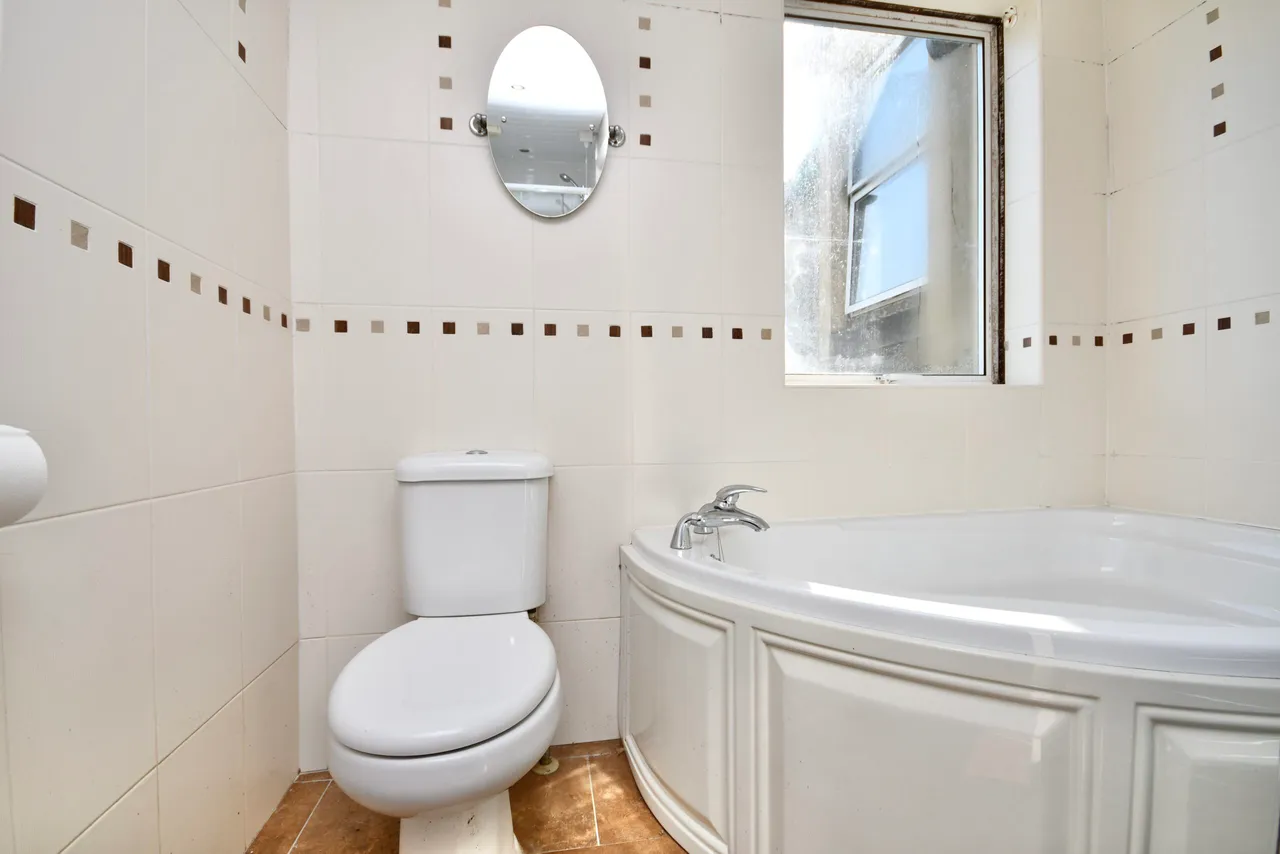 14 Kirkoswald Road, Maybole, KA19 7DX, photo 13