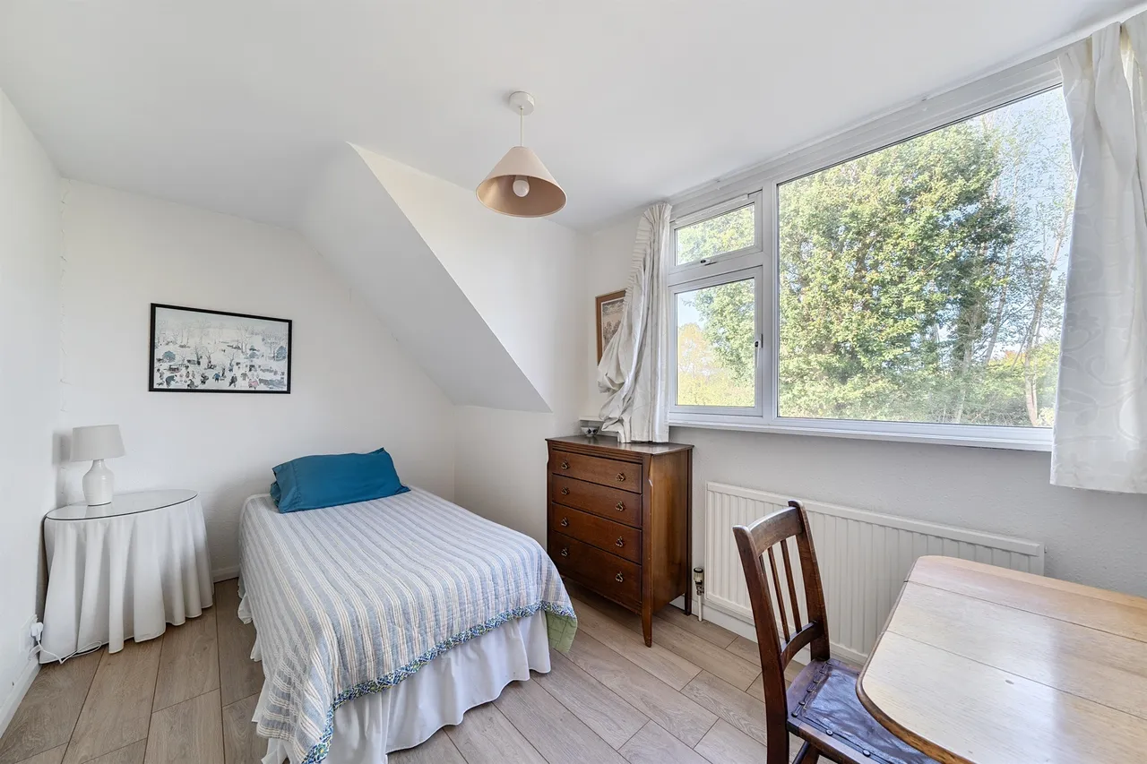 Stewart Close, Fifield, SL6, photo 14