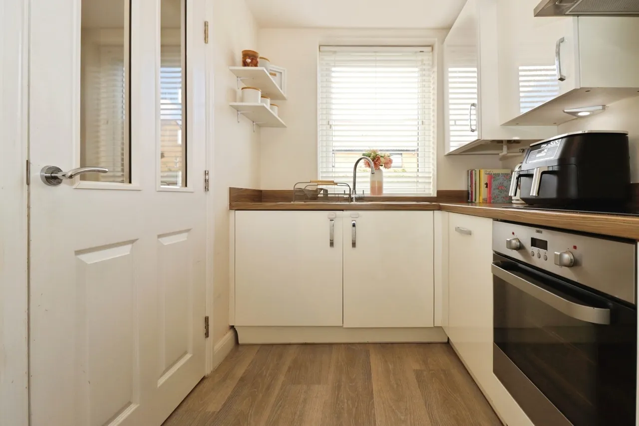 Turner Road, Yate, Bristol, Gloucestershire, BS37, photo 2