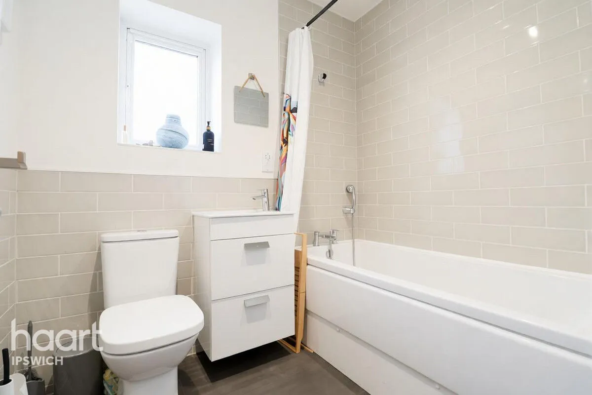Lower Barn Road, Ipswich, IP6, photo 19
