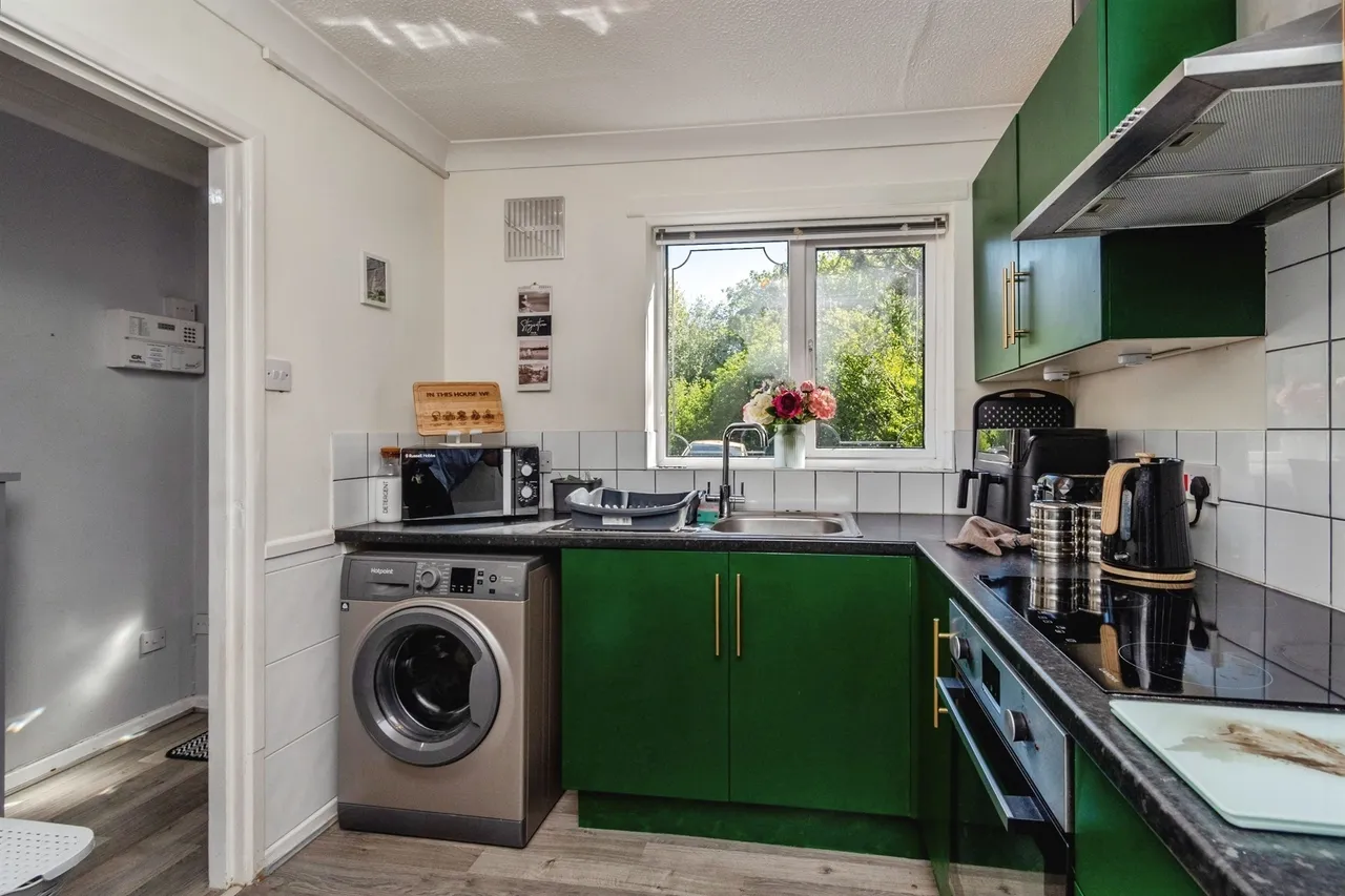 Mill Crescent, Heath Hayes, WS11, photo 6