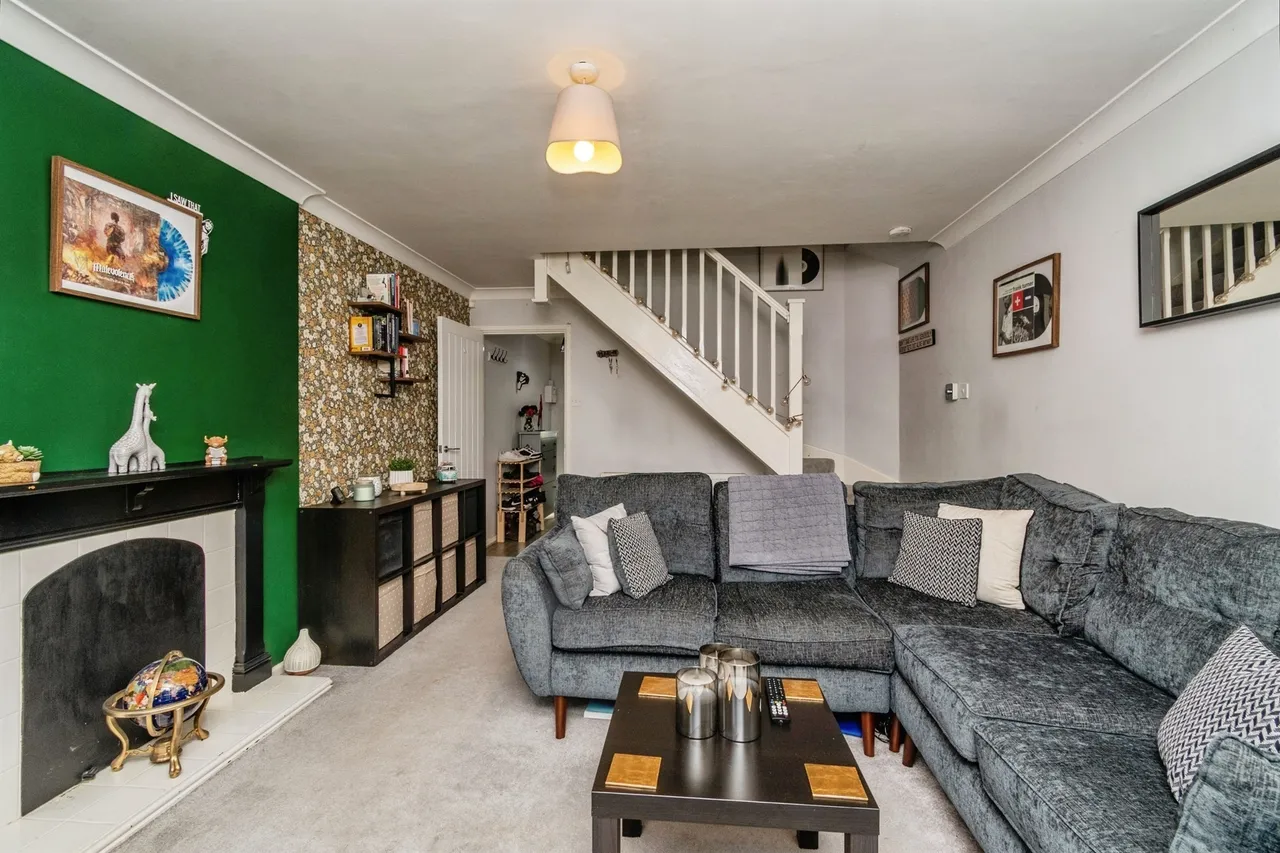Mill Crescent, Heath Hayes, WS11, photo 4