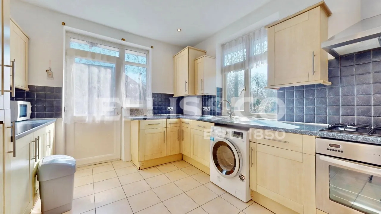 Forty Avenue, Wembley, HA9, photo 9