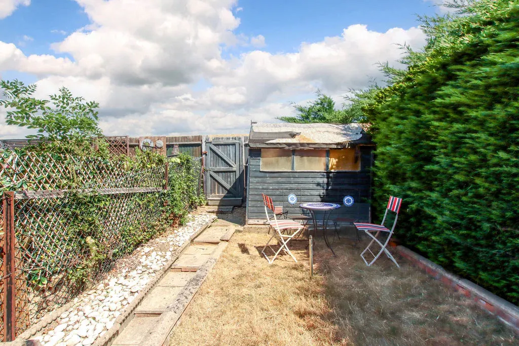 Chalkdell Hill, Hemel Hempstead, Hertfordshire, HP2 5UB, photo 4