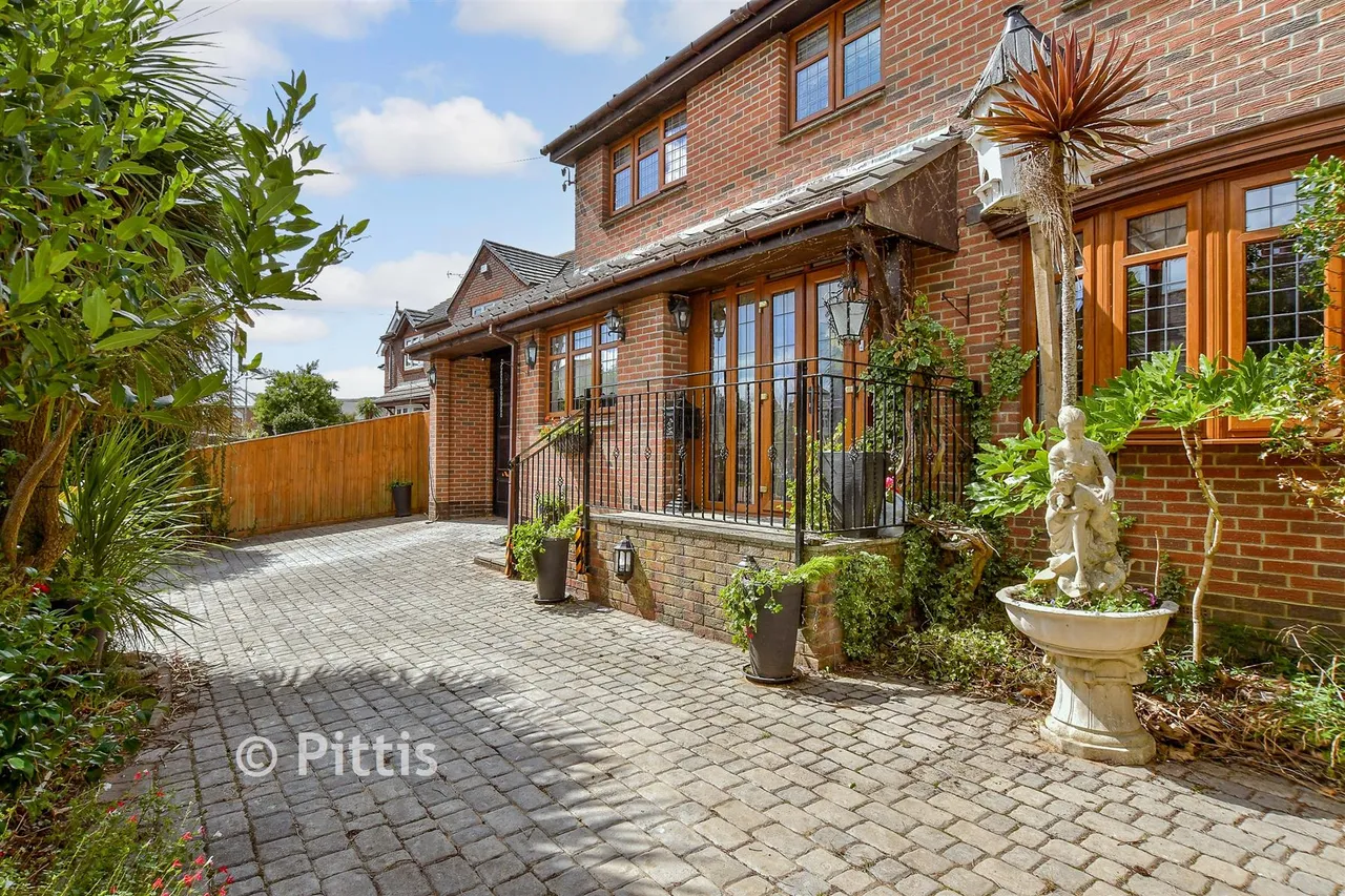 Green Lane, Shanklin, PO37, photo 18