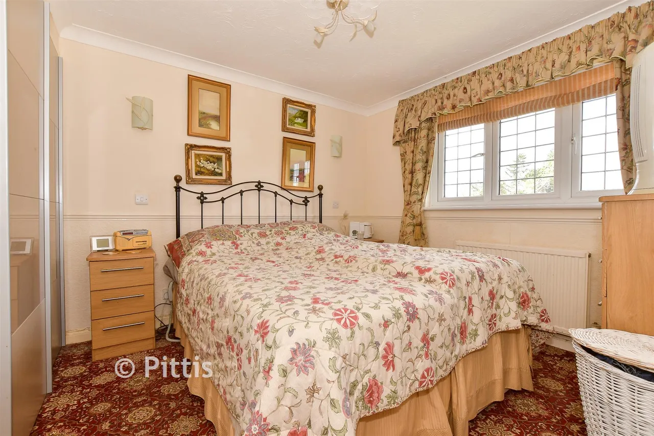 Green Lane, Shanklin, PO37, photo 10
