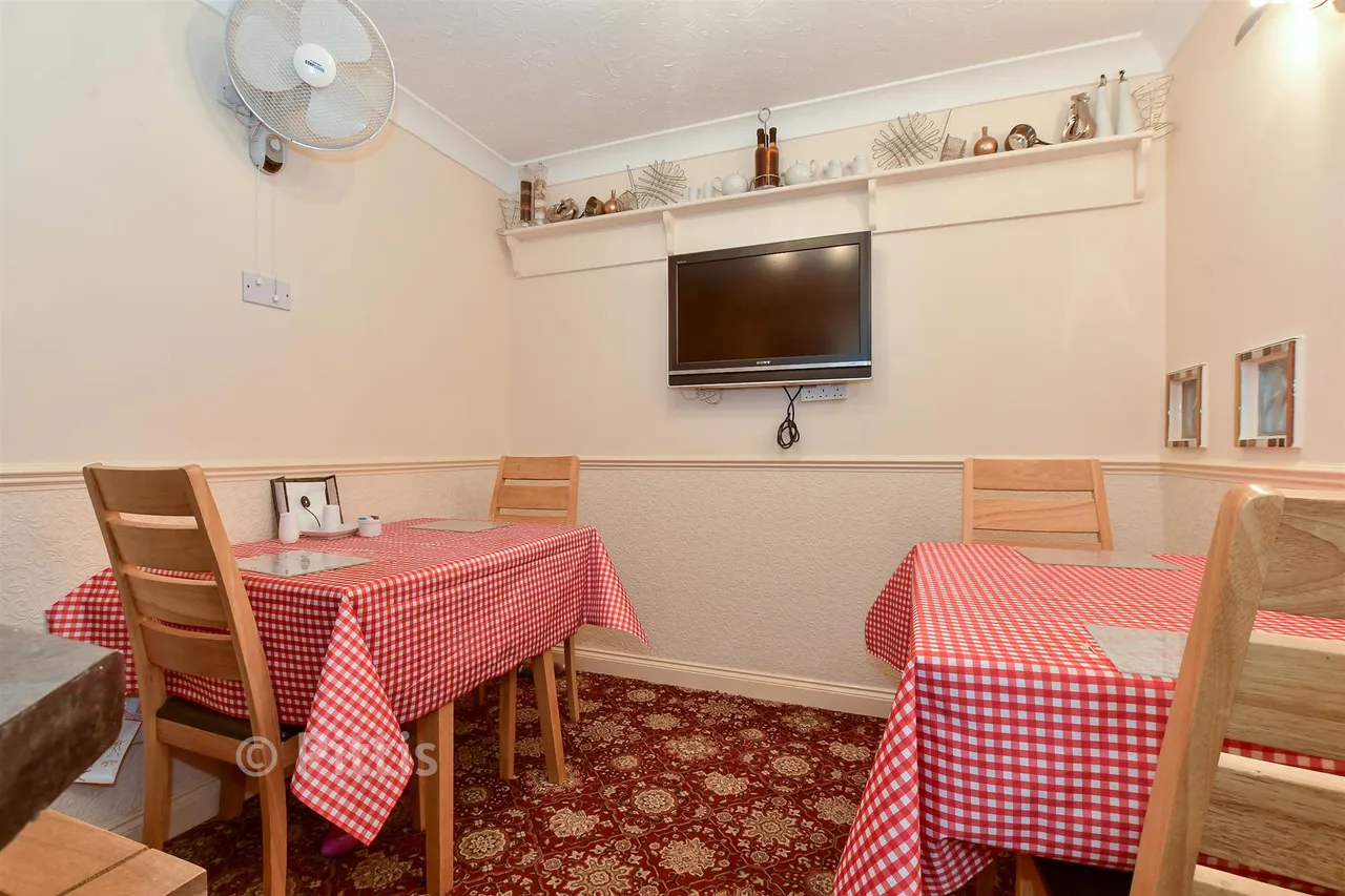 Green Lane, Shanklin, PO37, photo 6