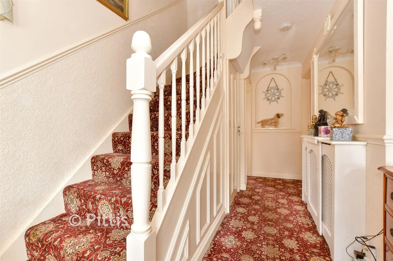 Green Lane, Shanklin, PO37, photo 7
