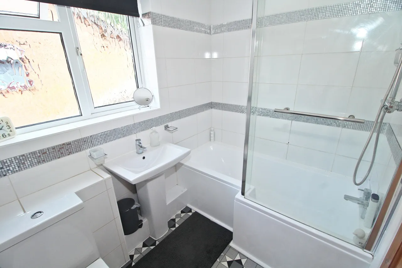Mander Close, Toddington, photo 7
