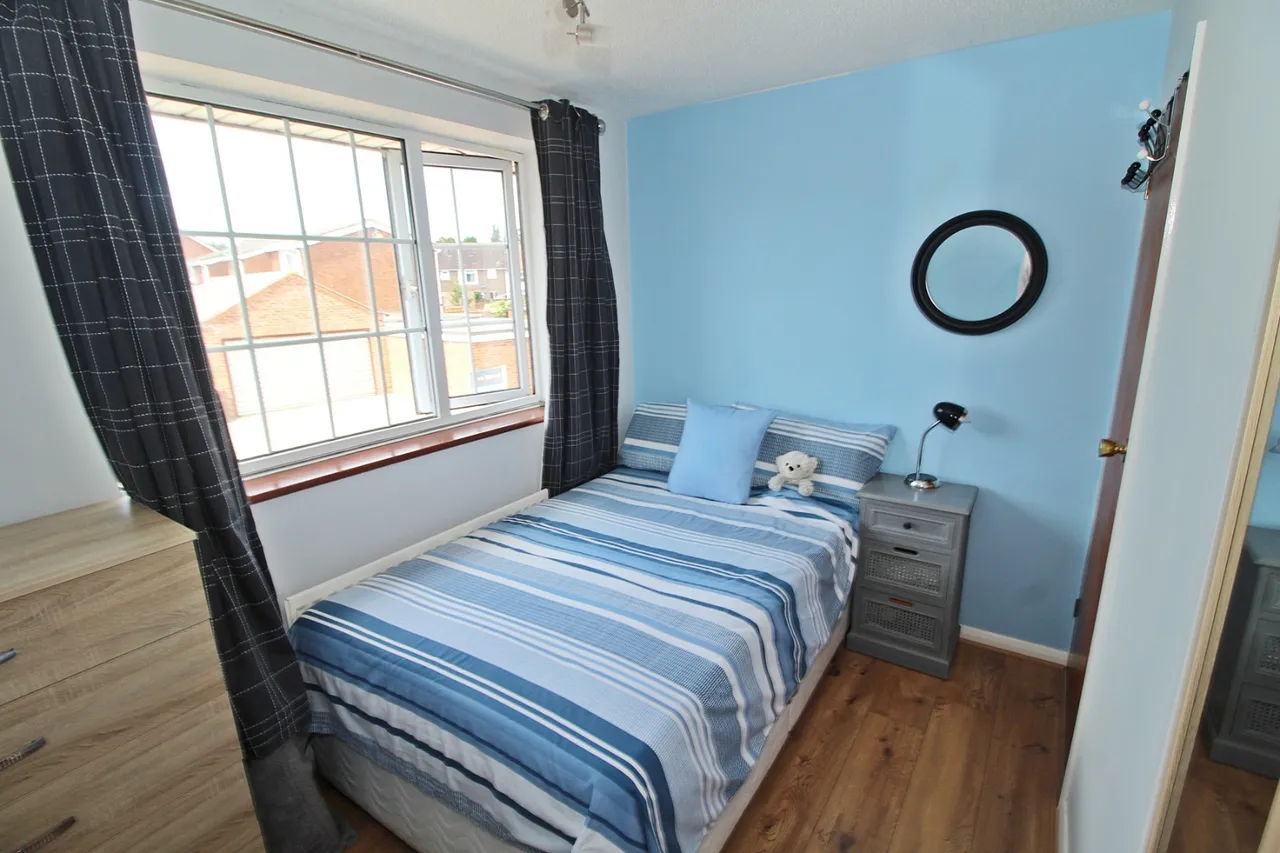 Mander Close, Toddington, photo 10