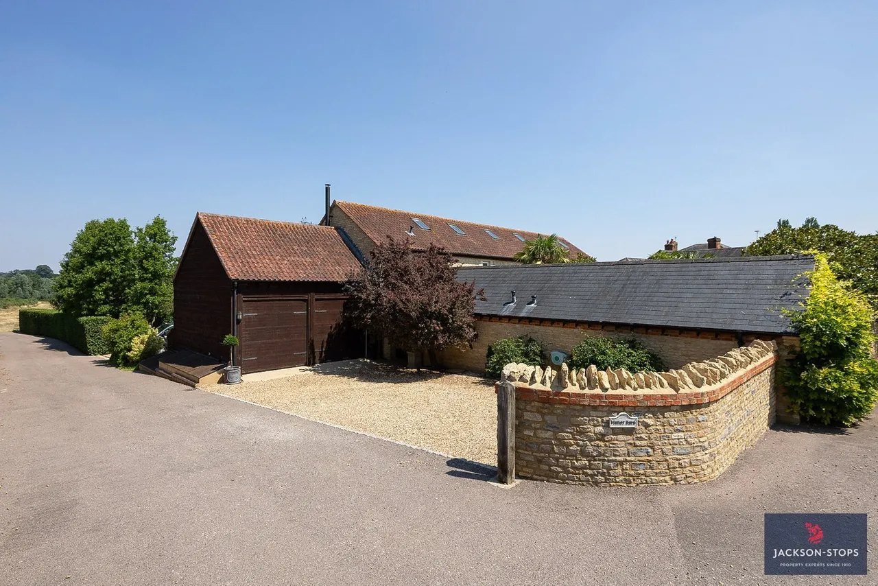 The Rickyard, Newton Blossomville, MK43, photo 29