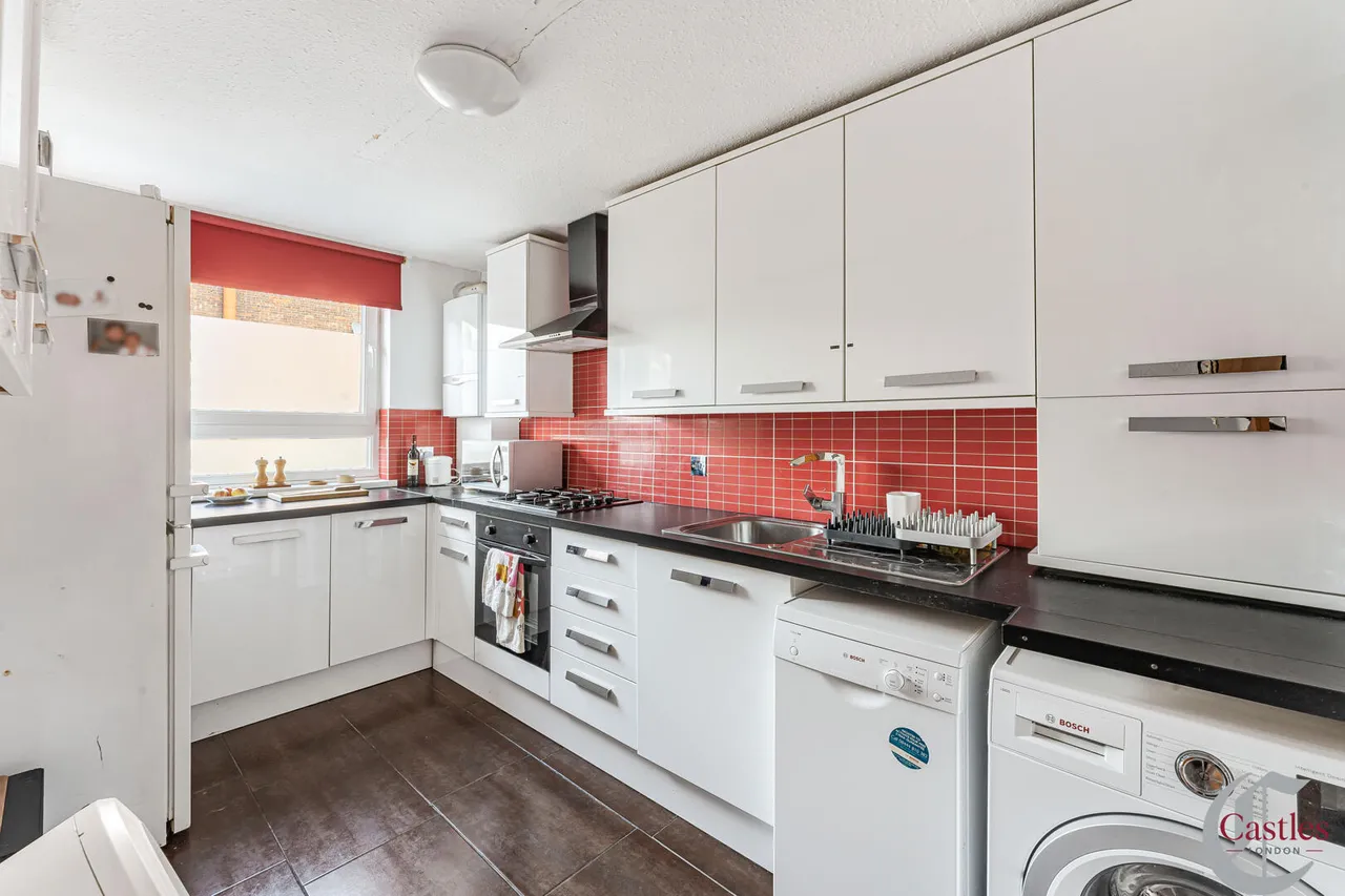 Briggeford Close, London, E5, photo 7