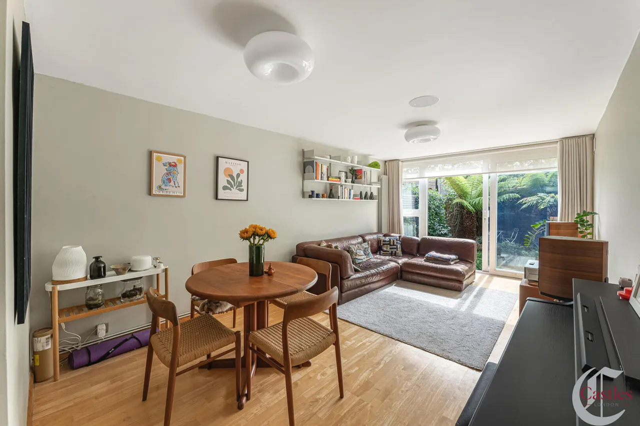 Briggeford Close, London, E5, photo 2