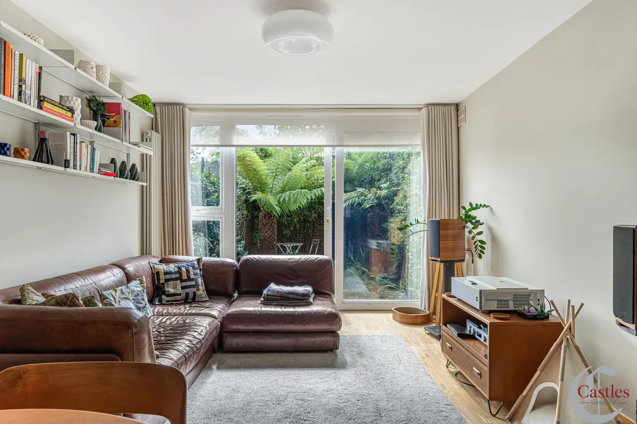 Briggeford Close, London, E5, photo 3