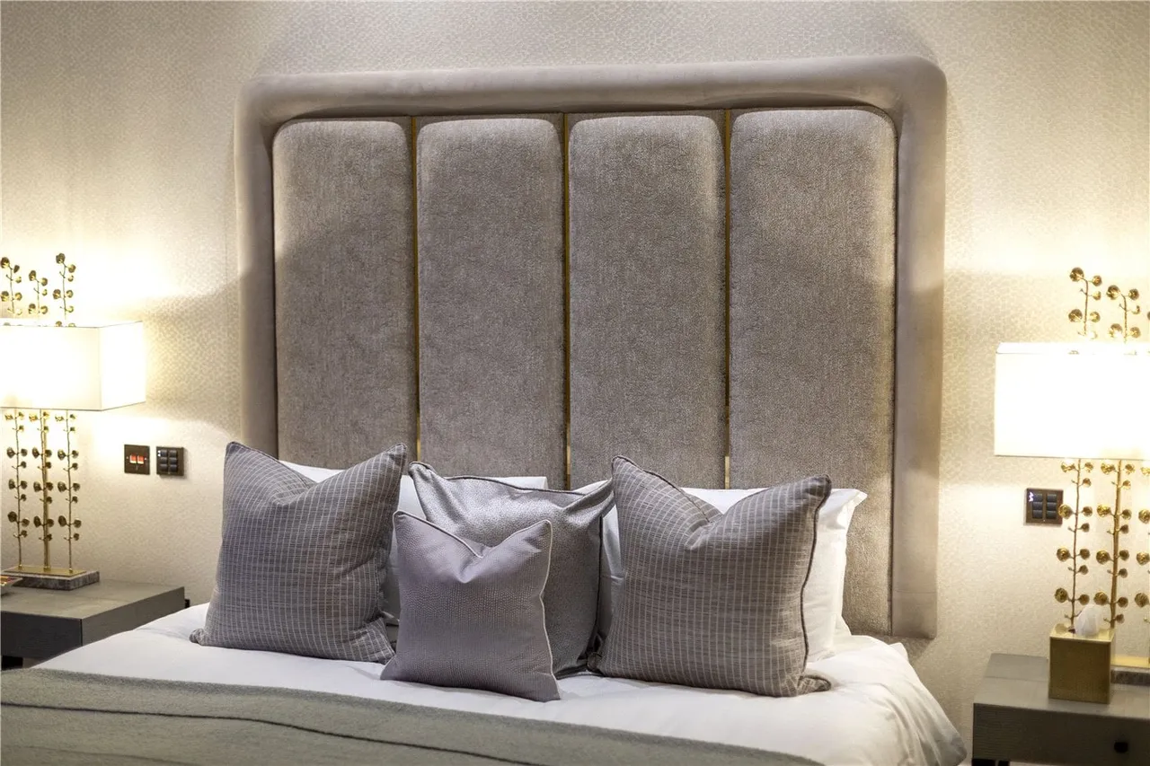 Whitehall Place, London, SW1A, photo 2