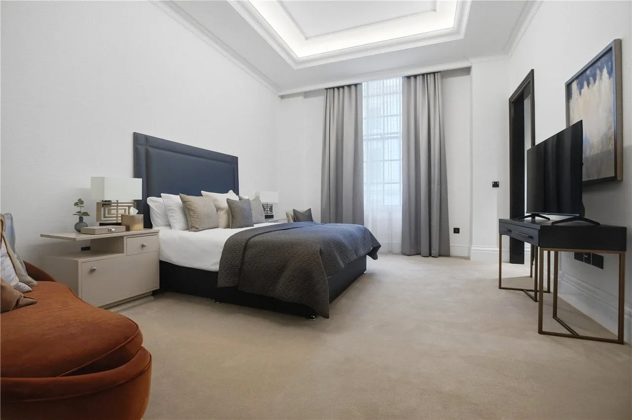 Whitehall Place, London, SW1A, photo 6