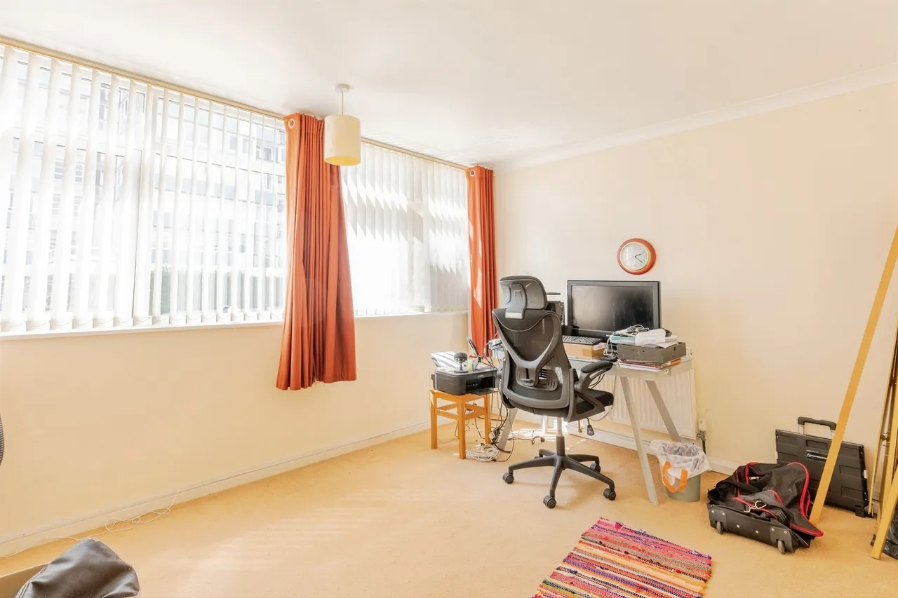 Kenilworth Court, Coventry, photo 6