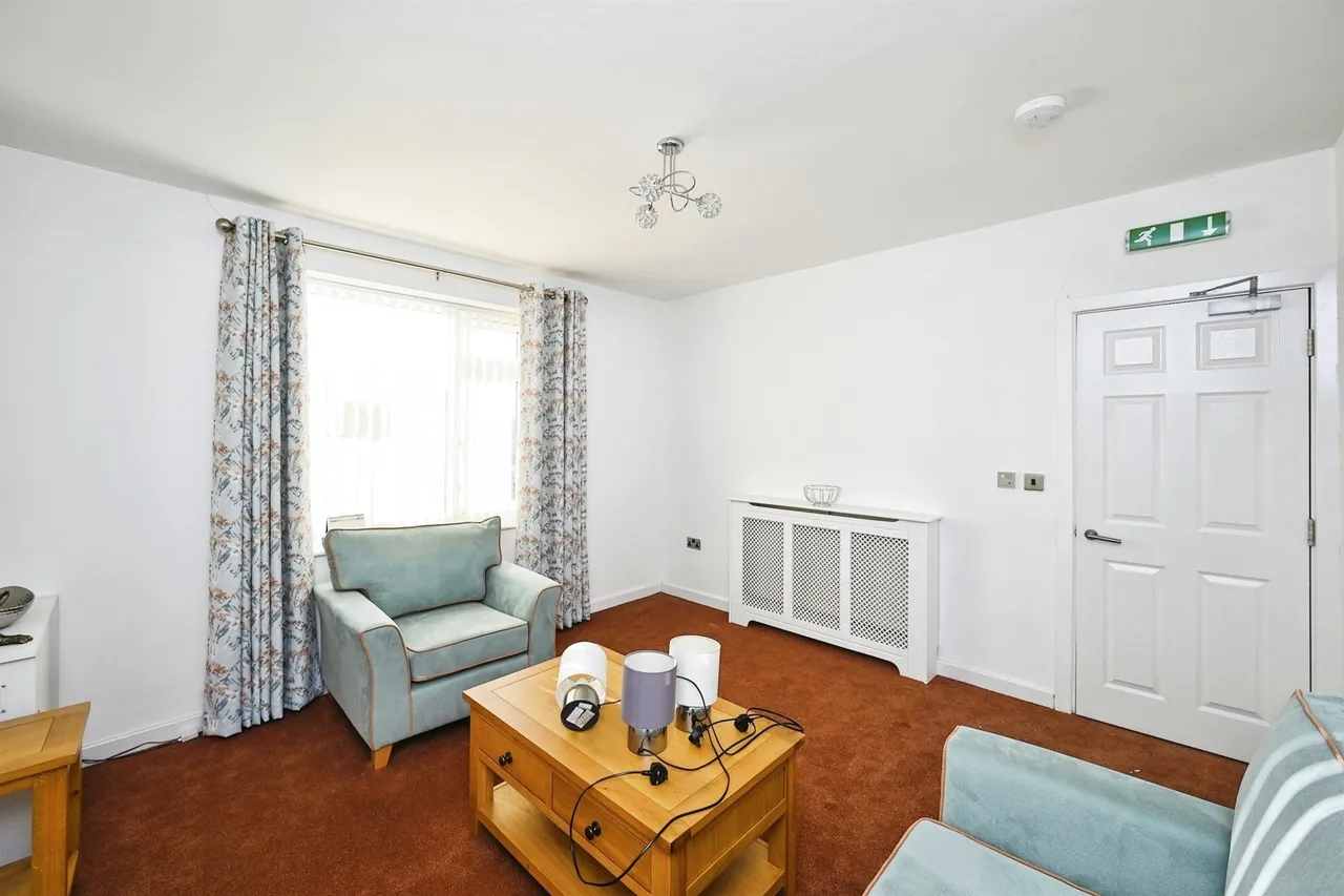 Hollywell Avenue, Codnor, DE5, photo 25