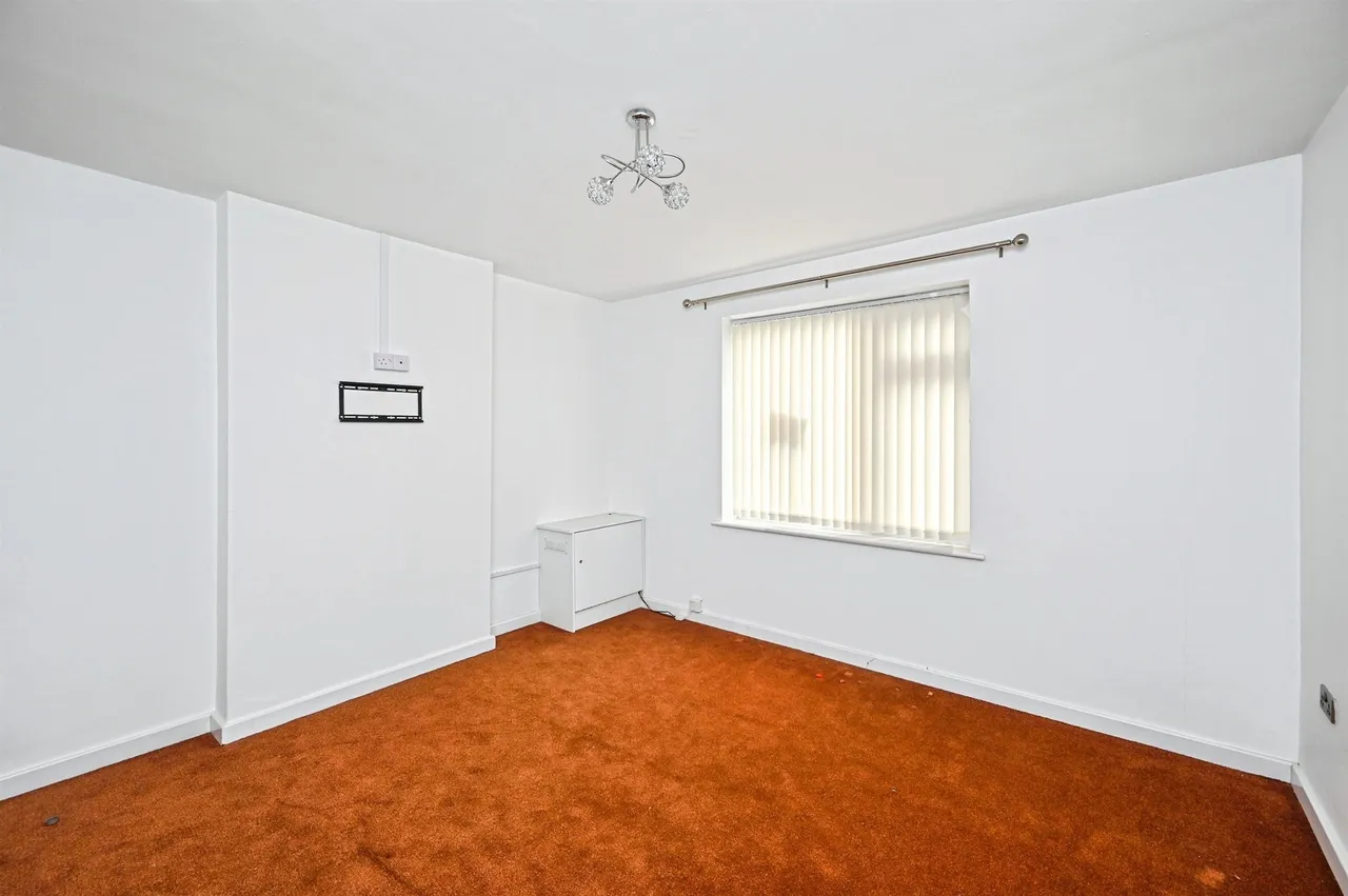 Hollywell Avenue, Codnor, DE5, photo 11