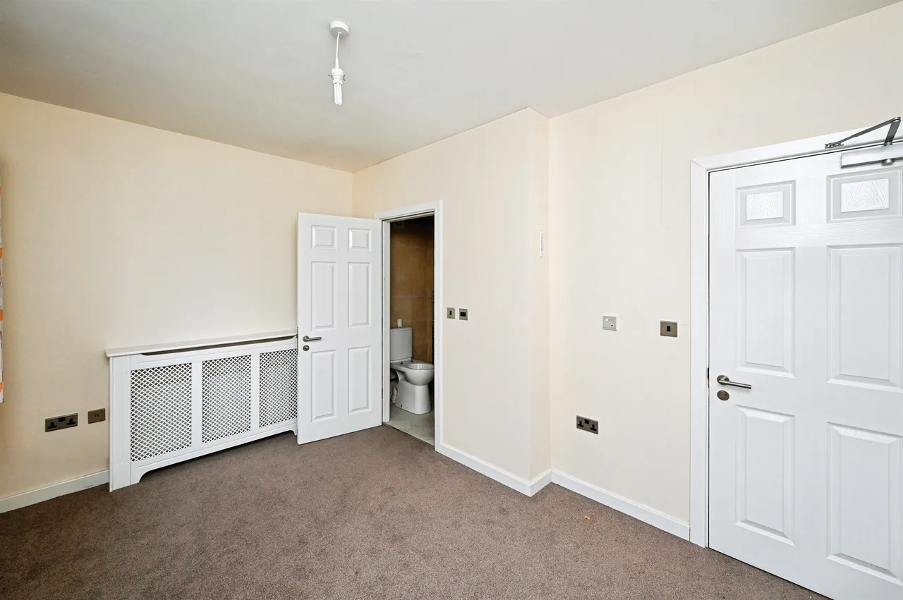 Hollywell Avenue, Codnor, DE5, photo 14