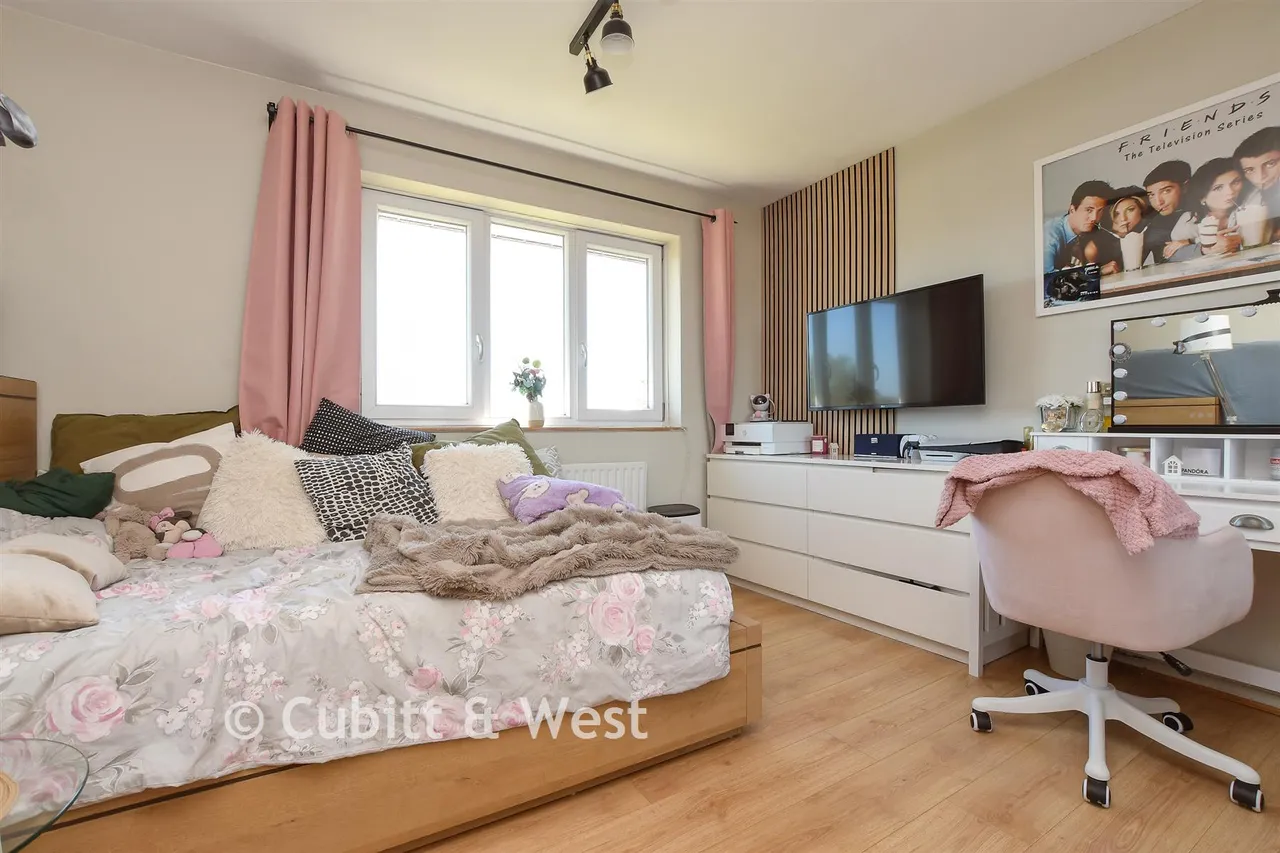 Castle Drive, Reigate, RH2, photo 5