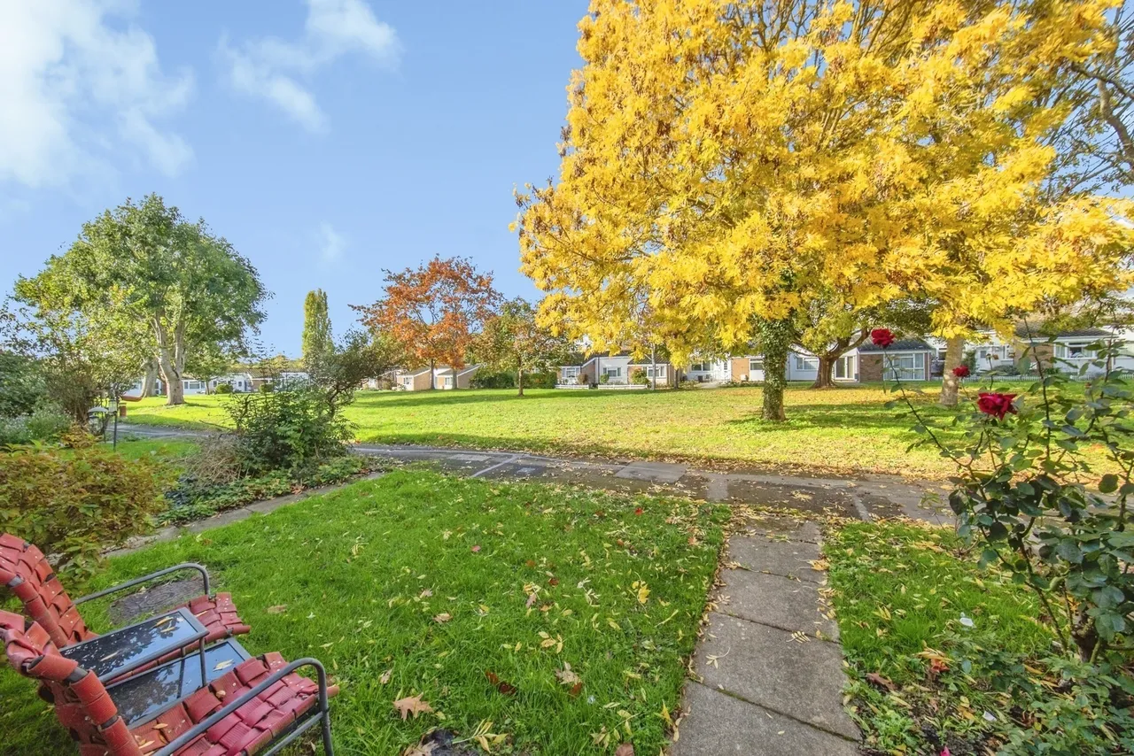 Brett Green, Layham, IP7, photo 7