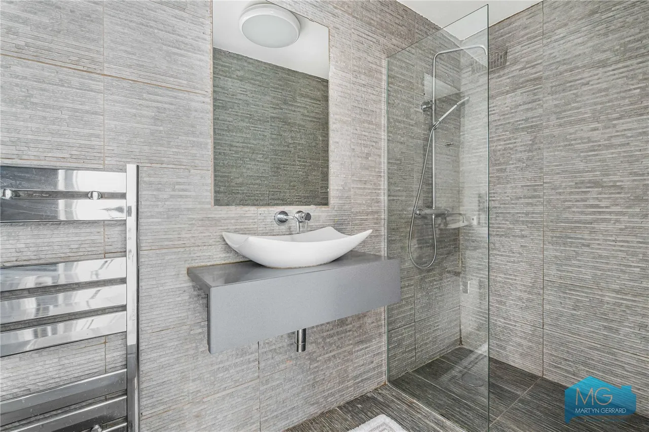 Long Lane, London, N3, photo 15