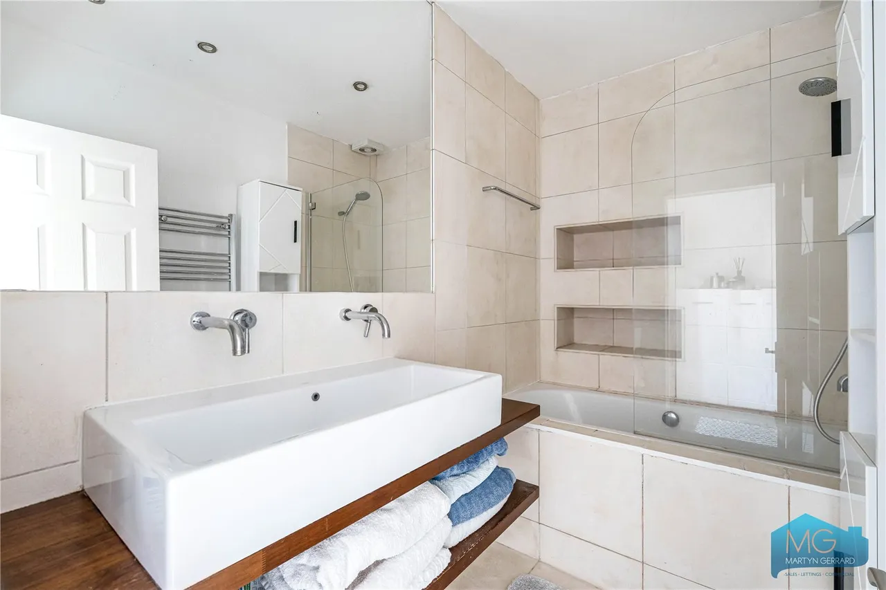 Long Lane, London, N3, photo 14