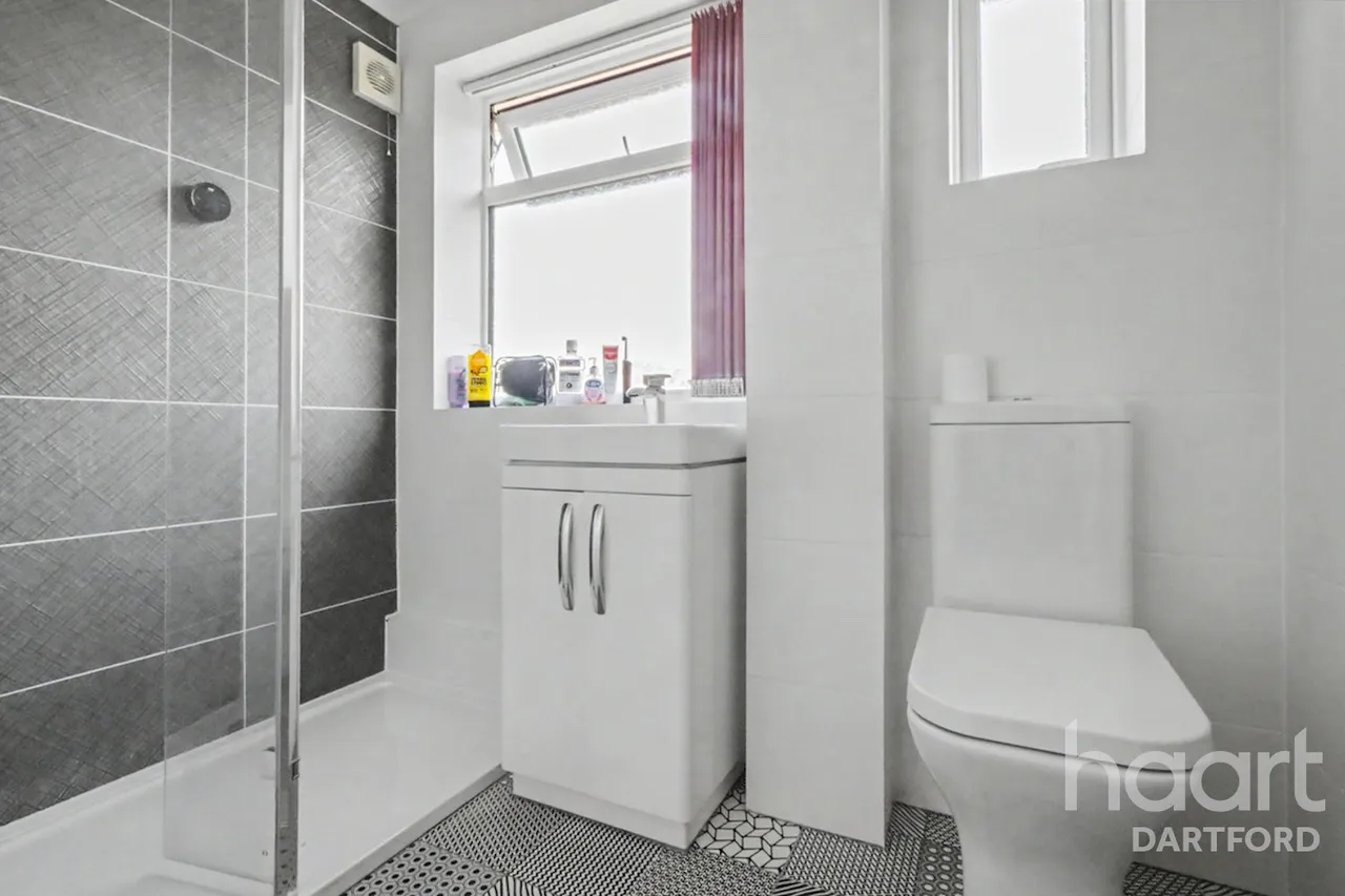 Lonsdale Crescent, Dartford, DA2, photo 8