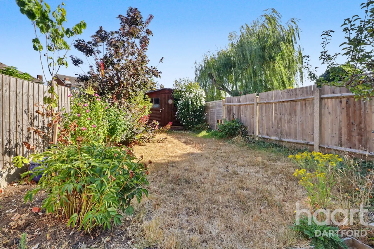 Lonsdale Crescent, Dartford, DA2, photo 12