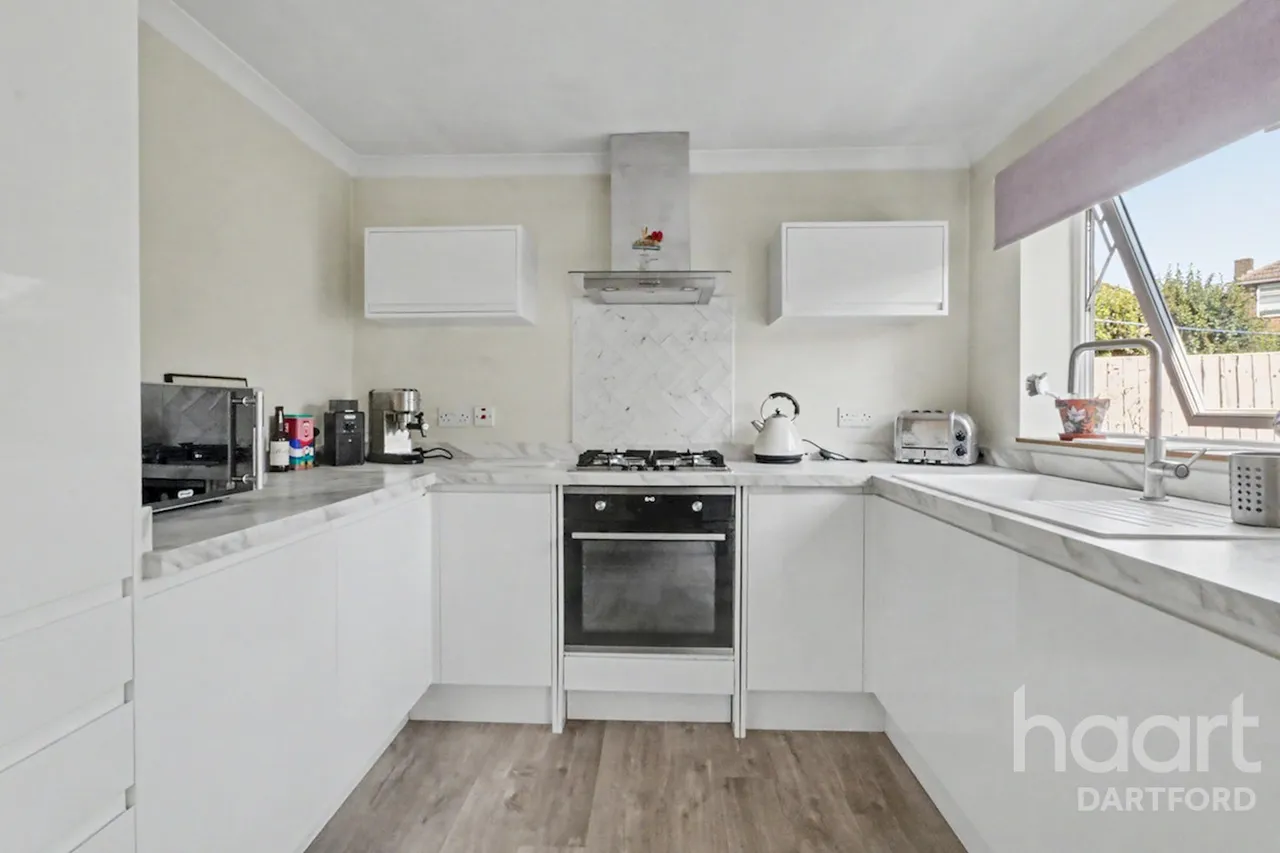 Lonsdale Crescent, Dartford, DA2, photo 3