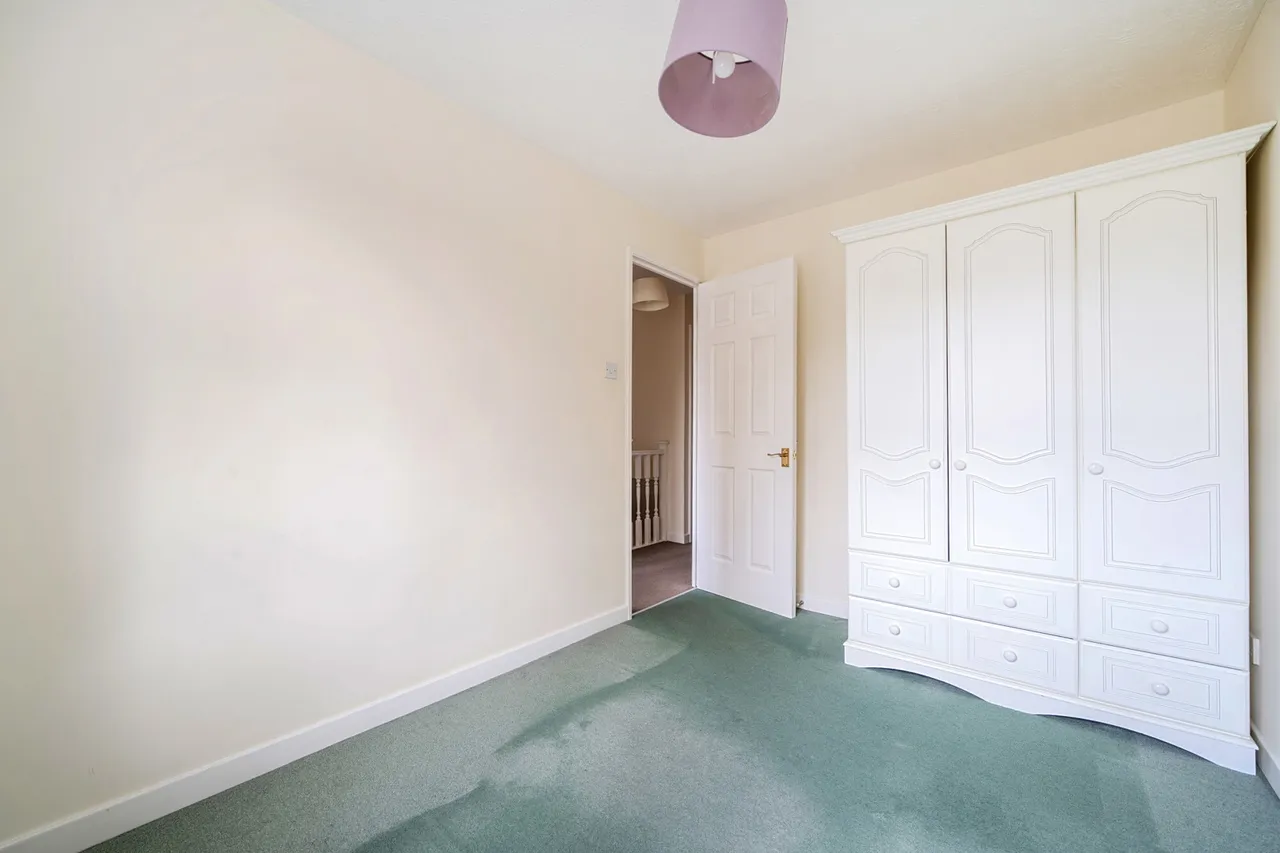 Clovelly Close, Pinner, HA5, photo 26