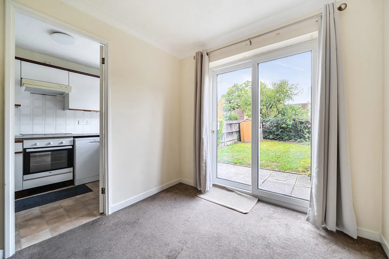 Clovelly Close, Pinner, HA5, photo 6