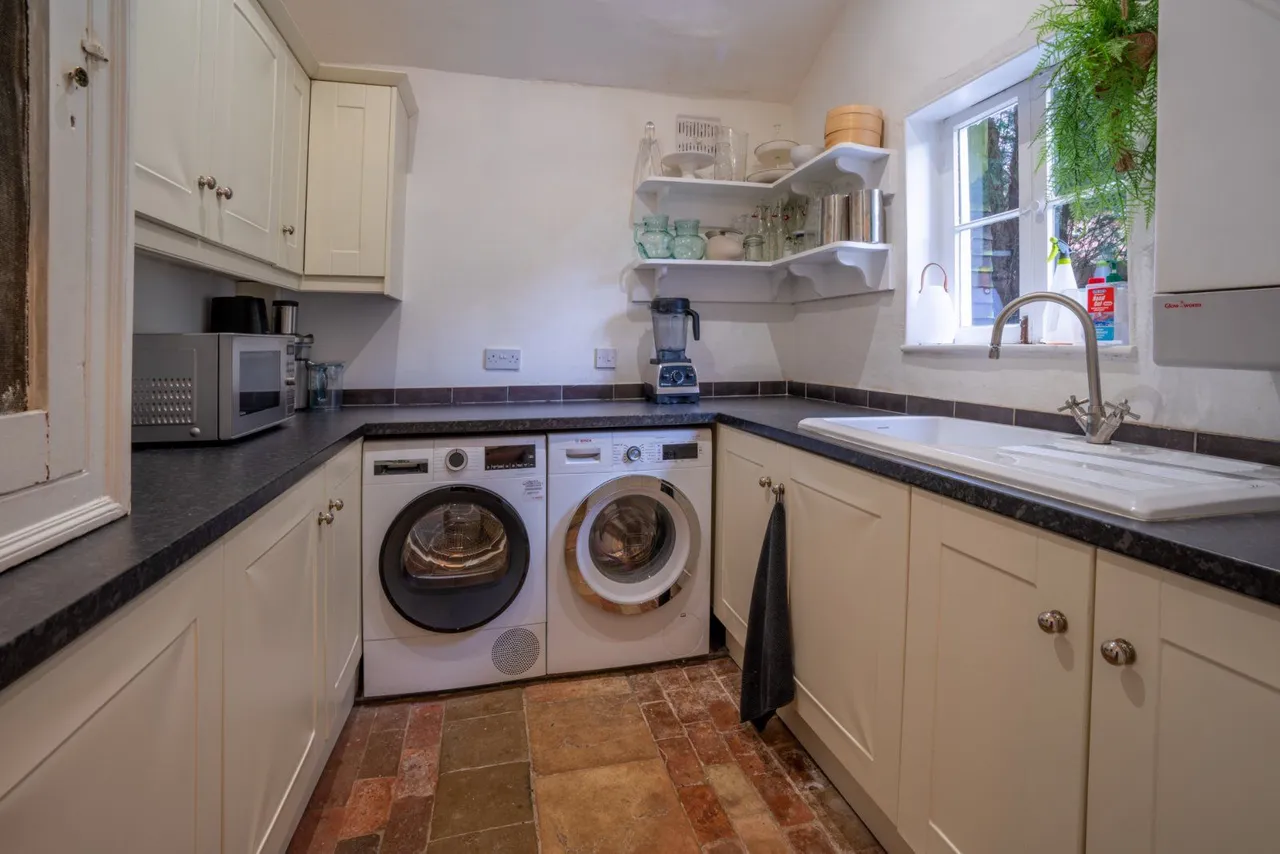 St. Andrew Street, Hertford, Hertfordshire, SG14 1HZ, photo 8