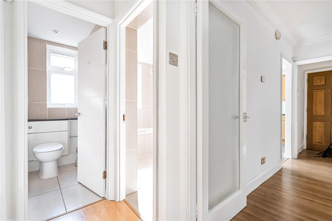 Salisbury Avenue, London, N3, photo 8