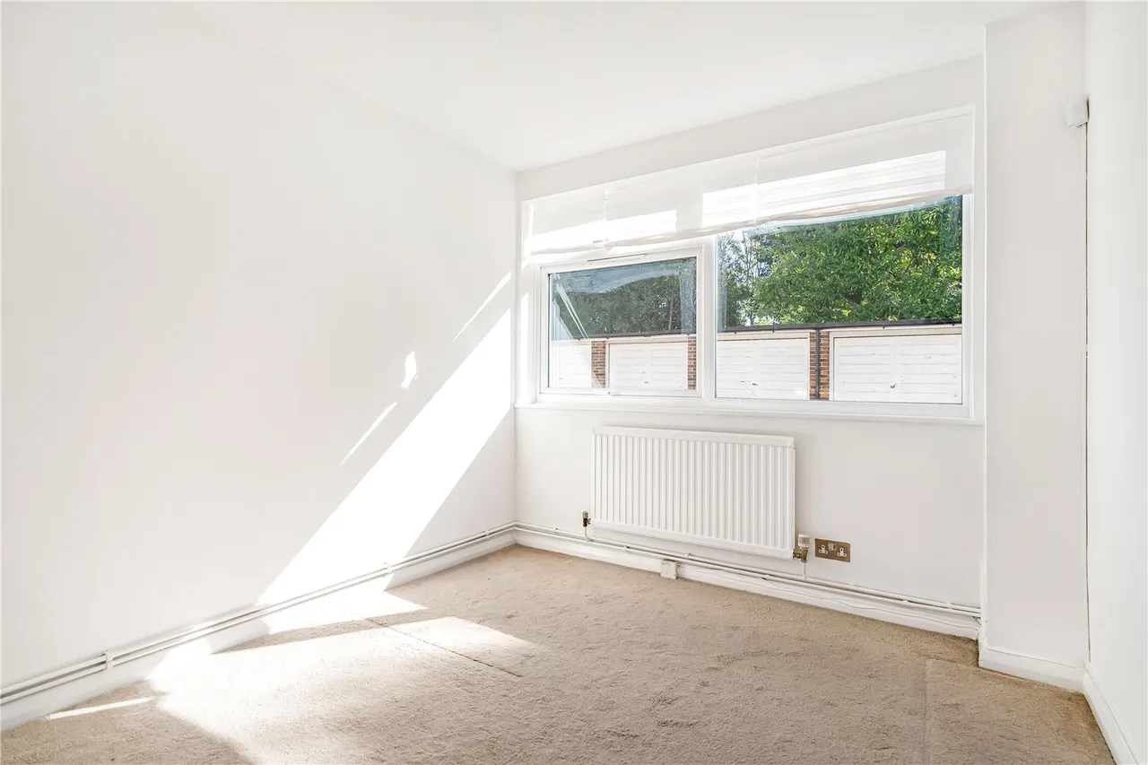 Salisbury Avenue, London, N3, photo 11