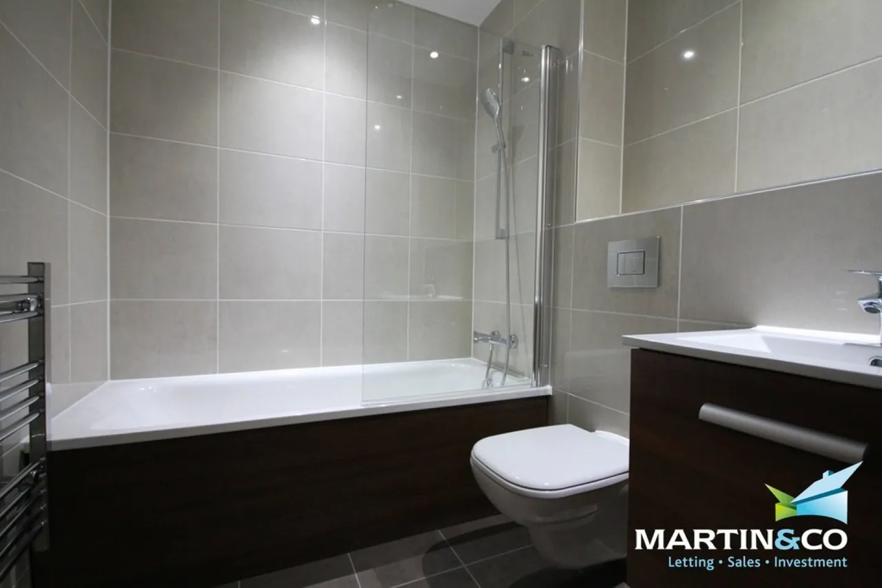1 Hagley Road, Five Ways, B16, photo 3