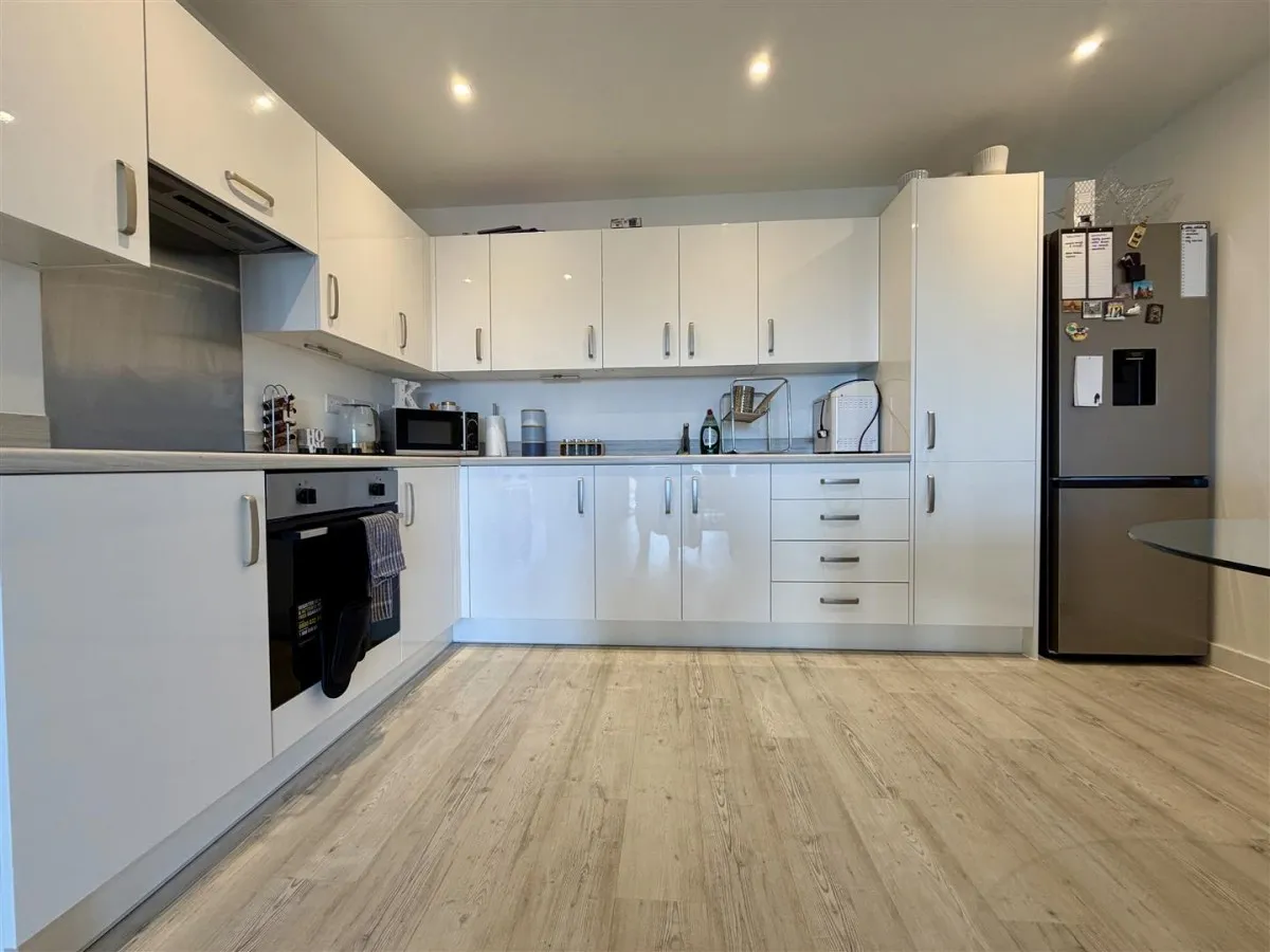 Harker Close, Gloucester, GL2, photo 5