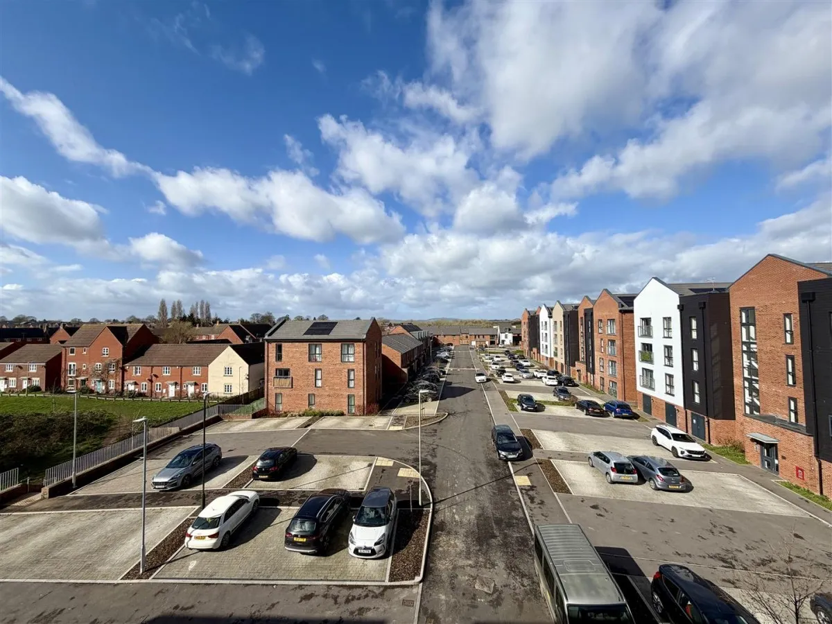 Harker Close, Gloucester, GL2, photo 13