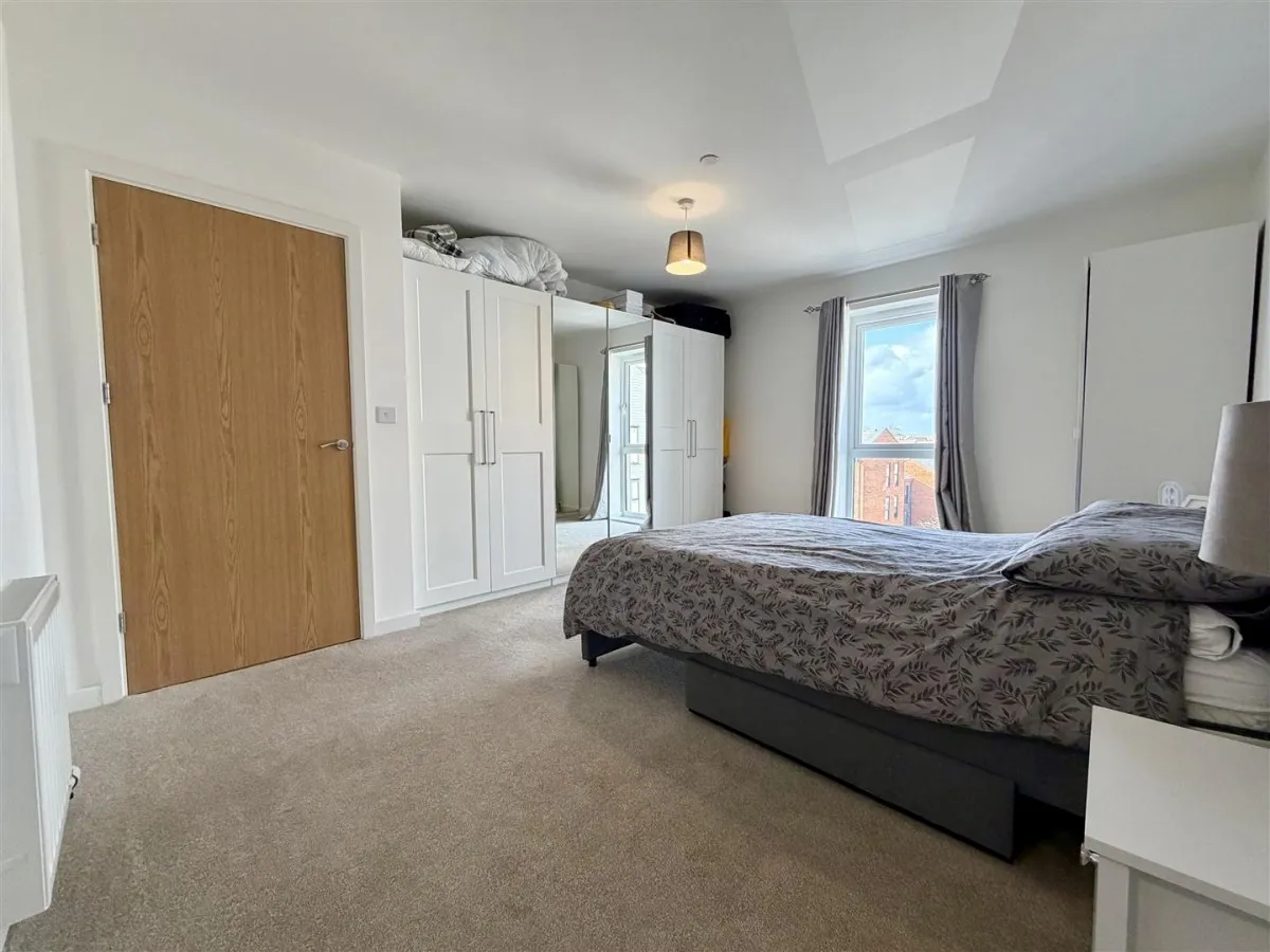Harker Close, Gloucester, GL2, photo 7