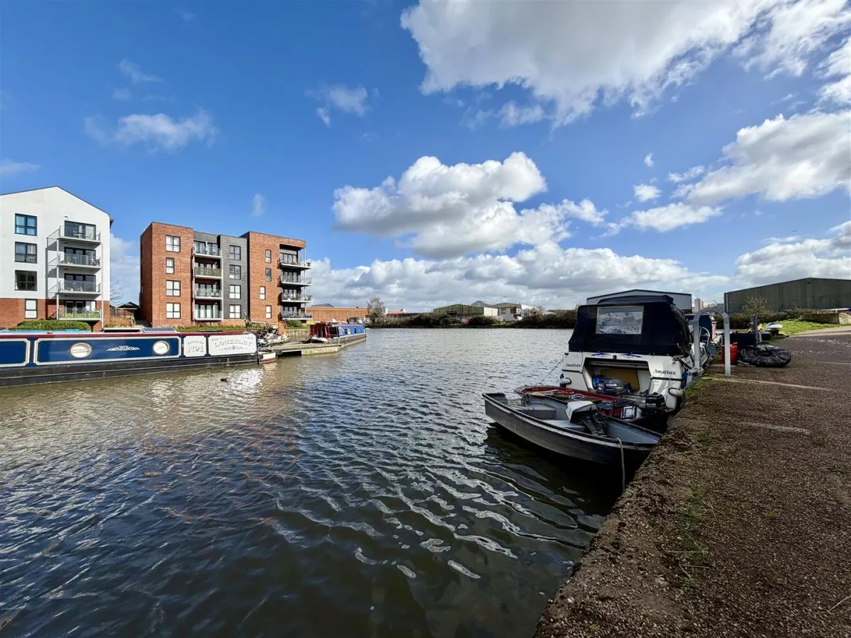 Harker Close, Gloucester, GL2, photo 12