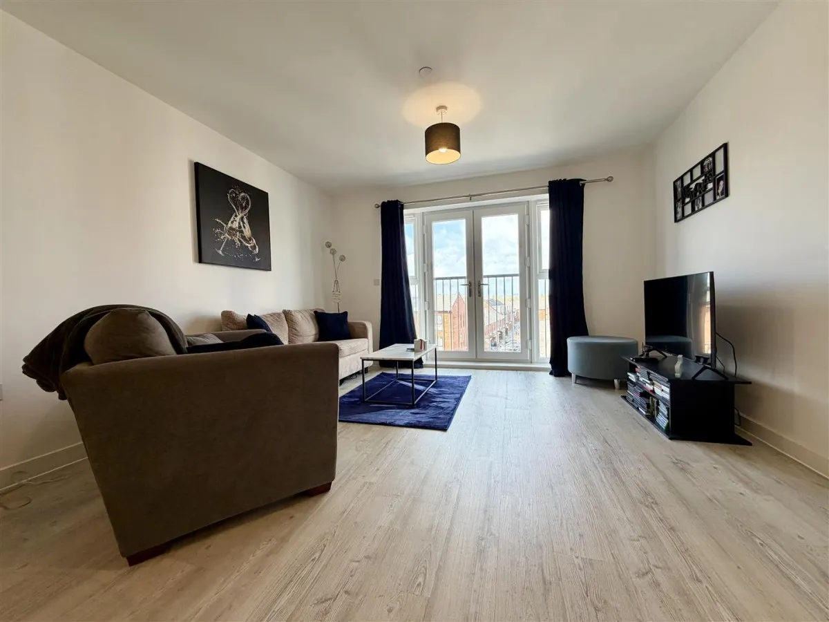 Harker Close, Gloucester, GL2, photo 4
