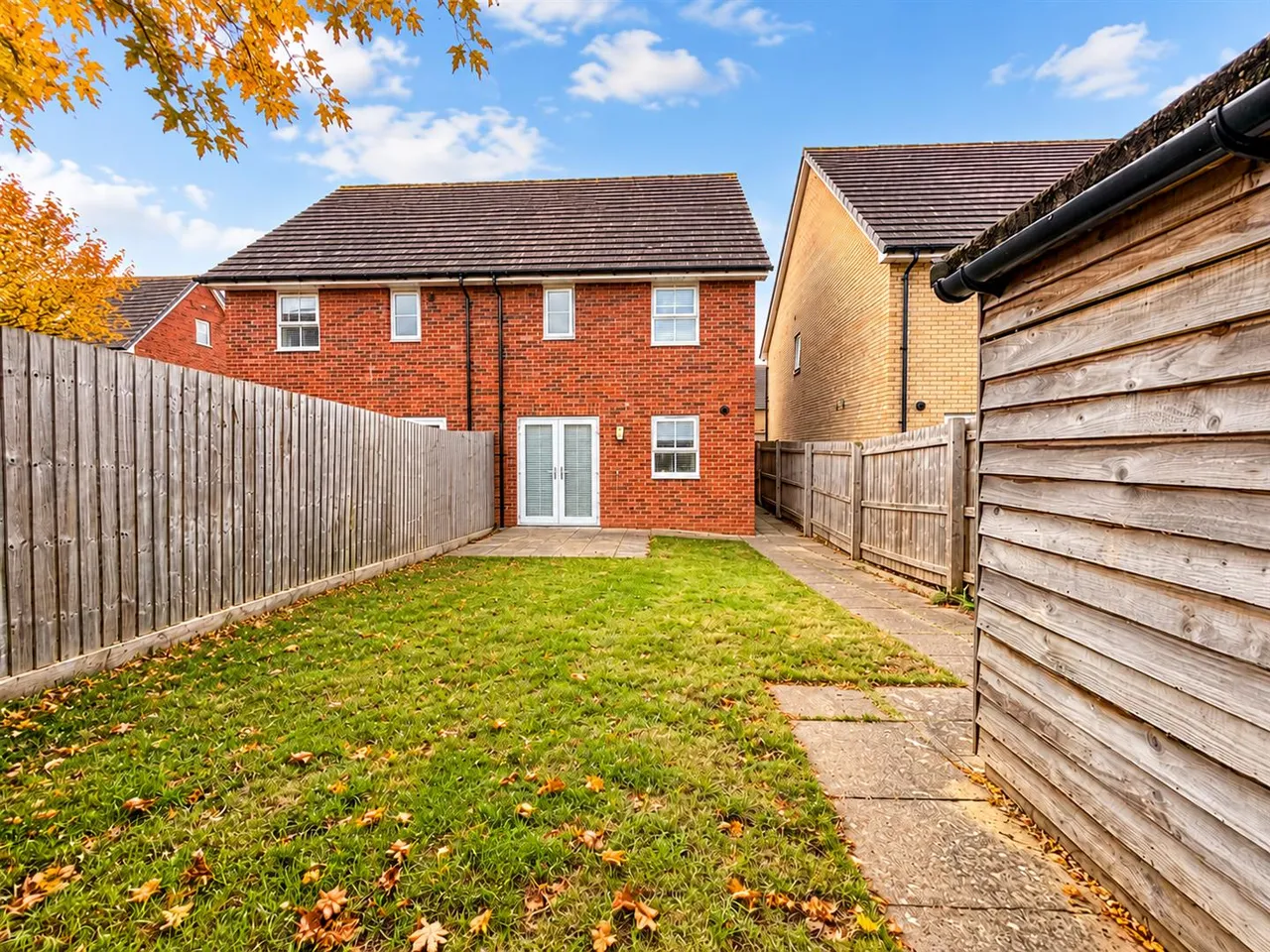 Cornelius Crescent, Fairfields, photo 3
