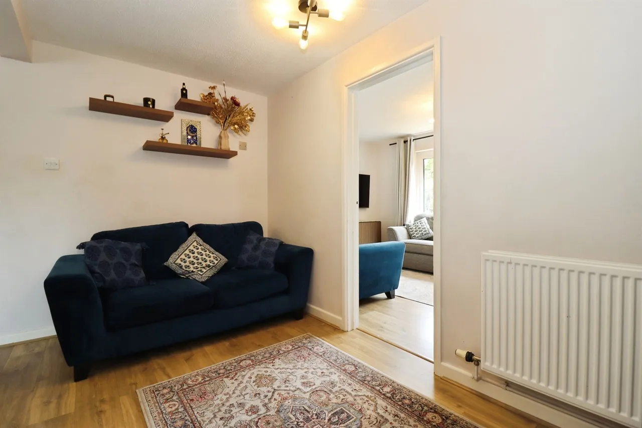 Charlton Gardens, Bristol, photo 9