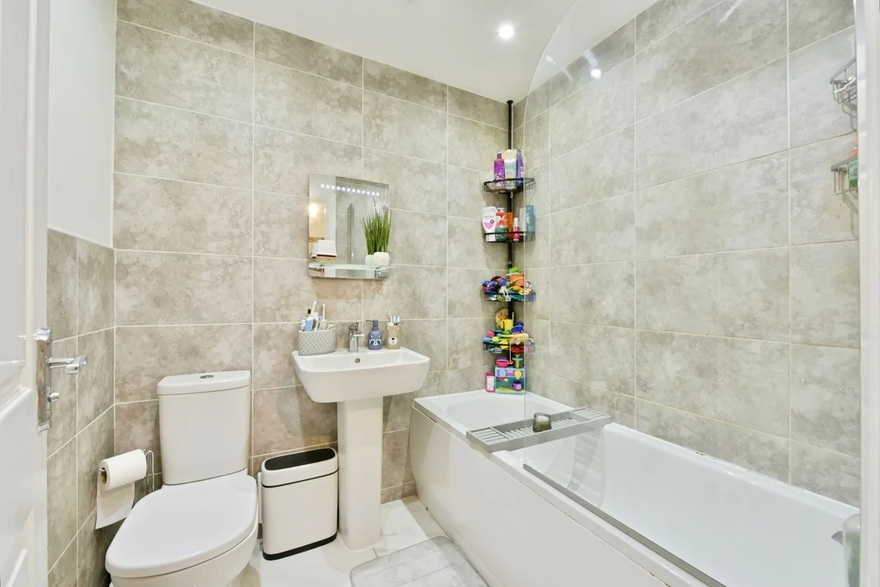 Ashby Drive, Kiveton Park, Sheffield, South Yorkshire, S26, photo 5