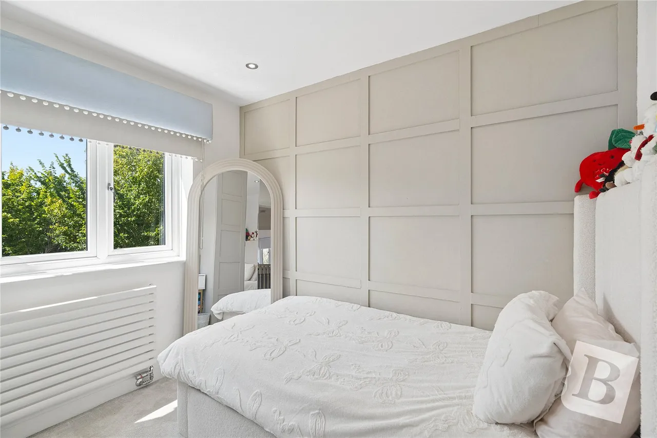 Brandon Close, Chafford Hundred, Grays, Essex, RM16, photo 13