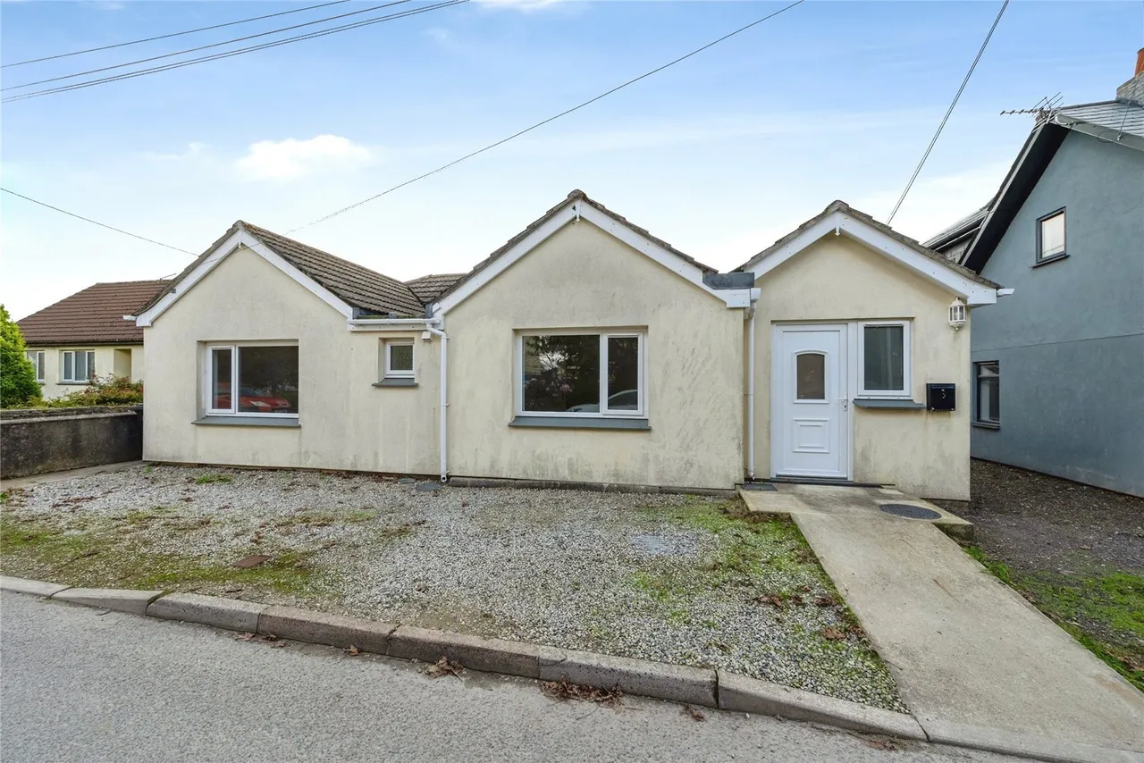 3 bed house for sale, Atlantic Road, Delabole, PL33