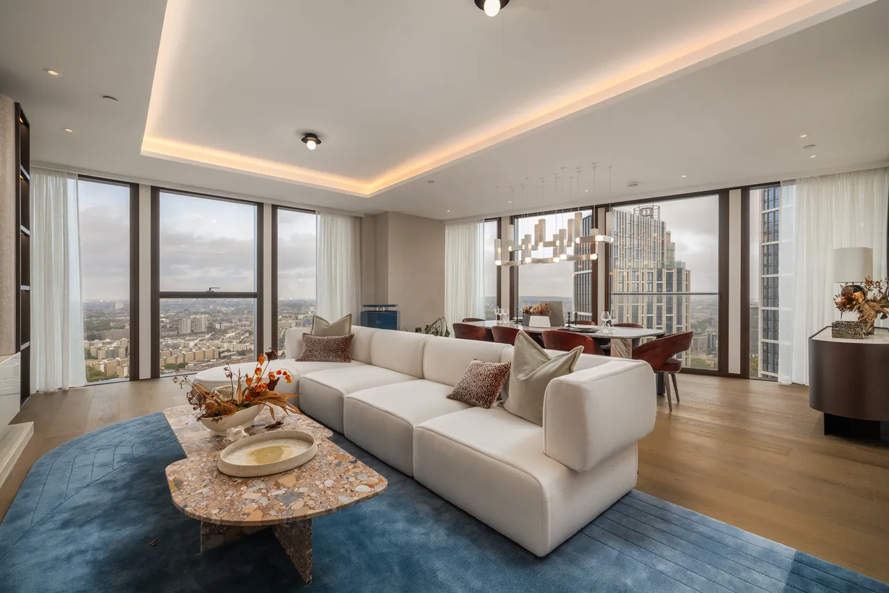 5 bed flat to rent, Carnation Way, Nine Elms, SW8