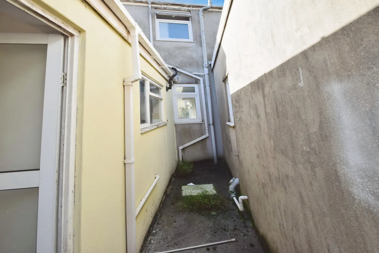 Catherine Street, Swansea, SA1, photo 26