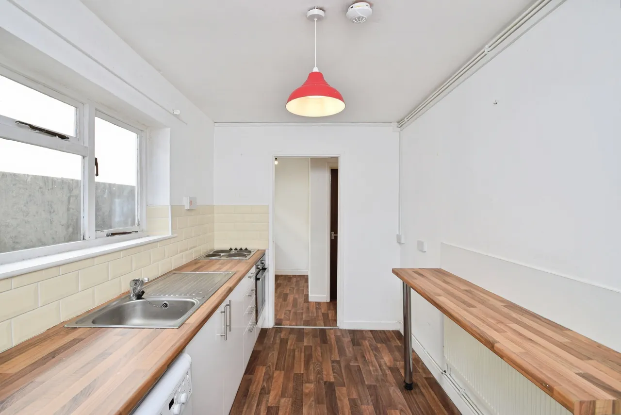 Catherine Street, Swansea, SA1, photo 17